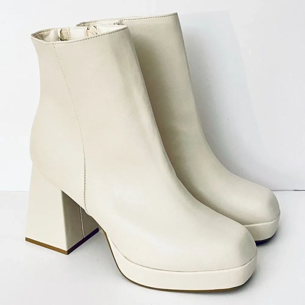 NWT Gorgeous Mari A 9.5 Bone White off Platform 4” Block Heel Ankle Boot Booties